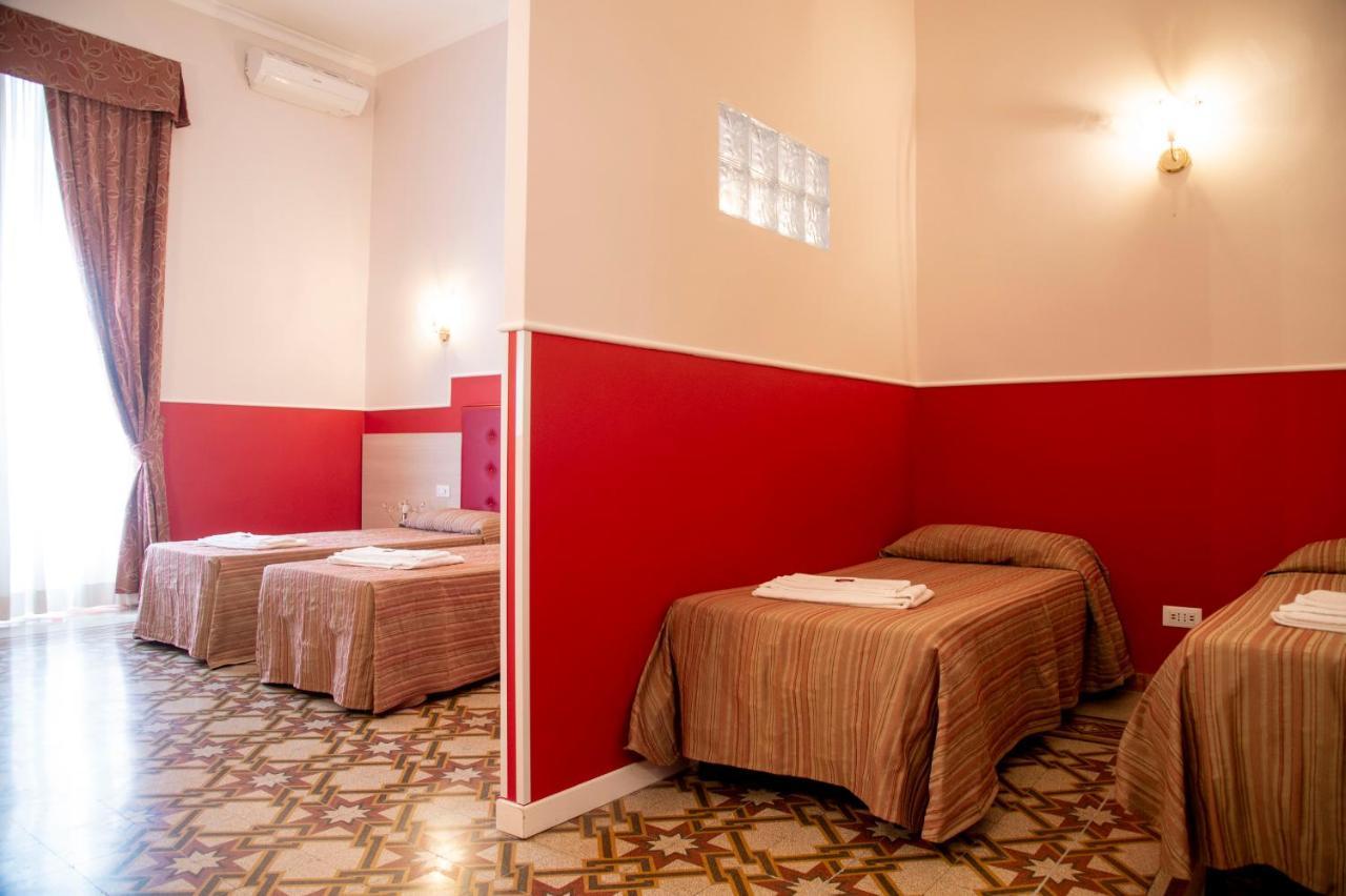 Domus Napoleone Pensionat 3*