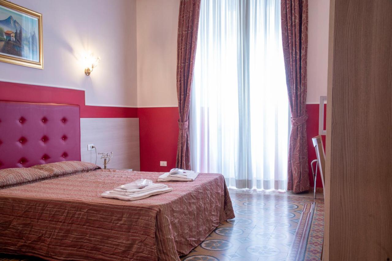 Domus Napoleone 3* Rom