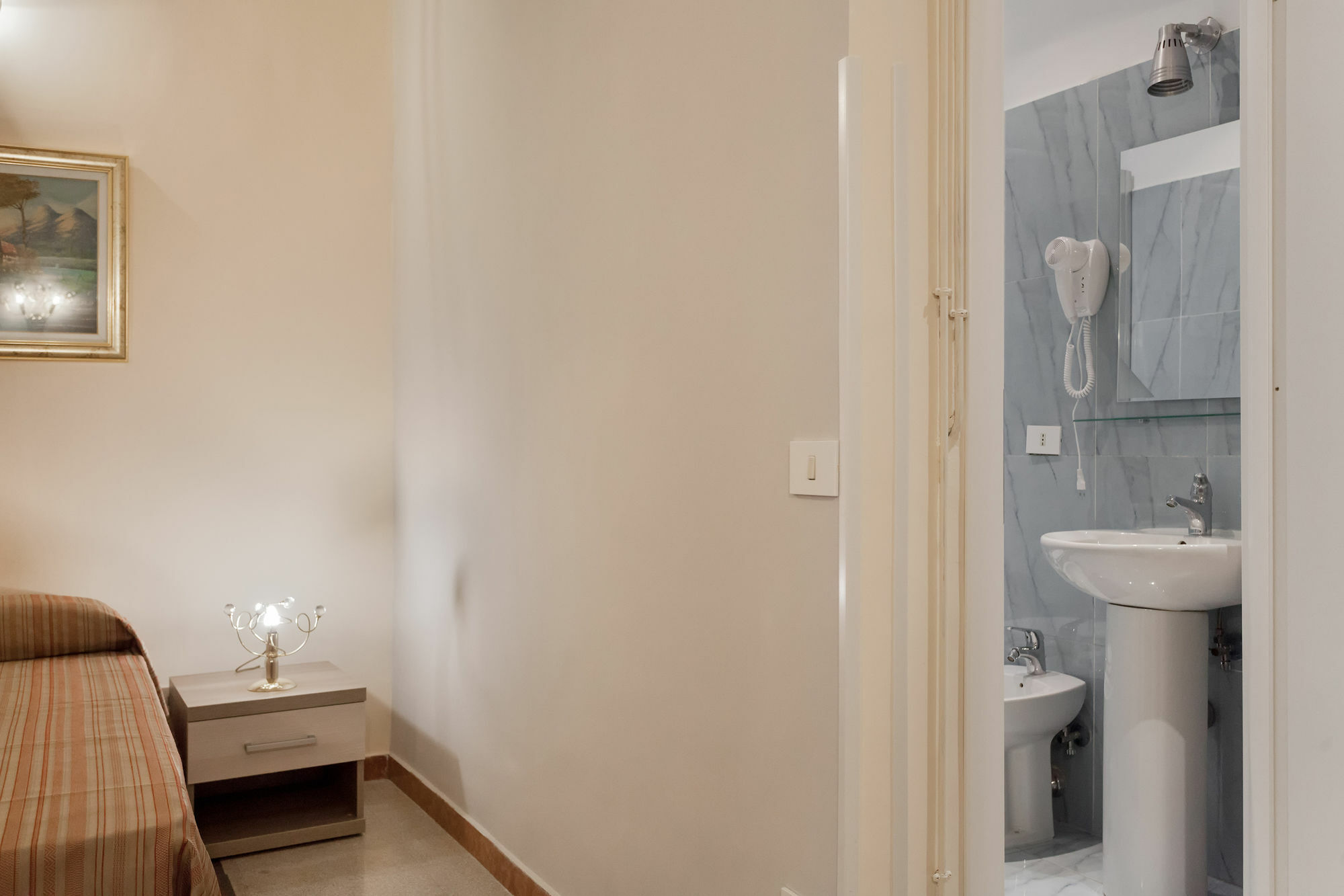 Domus Napoleone 3* Rom