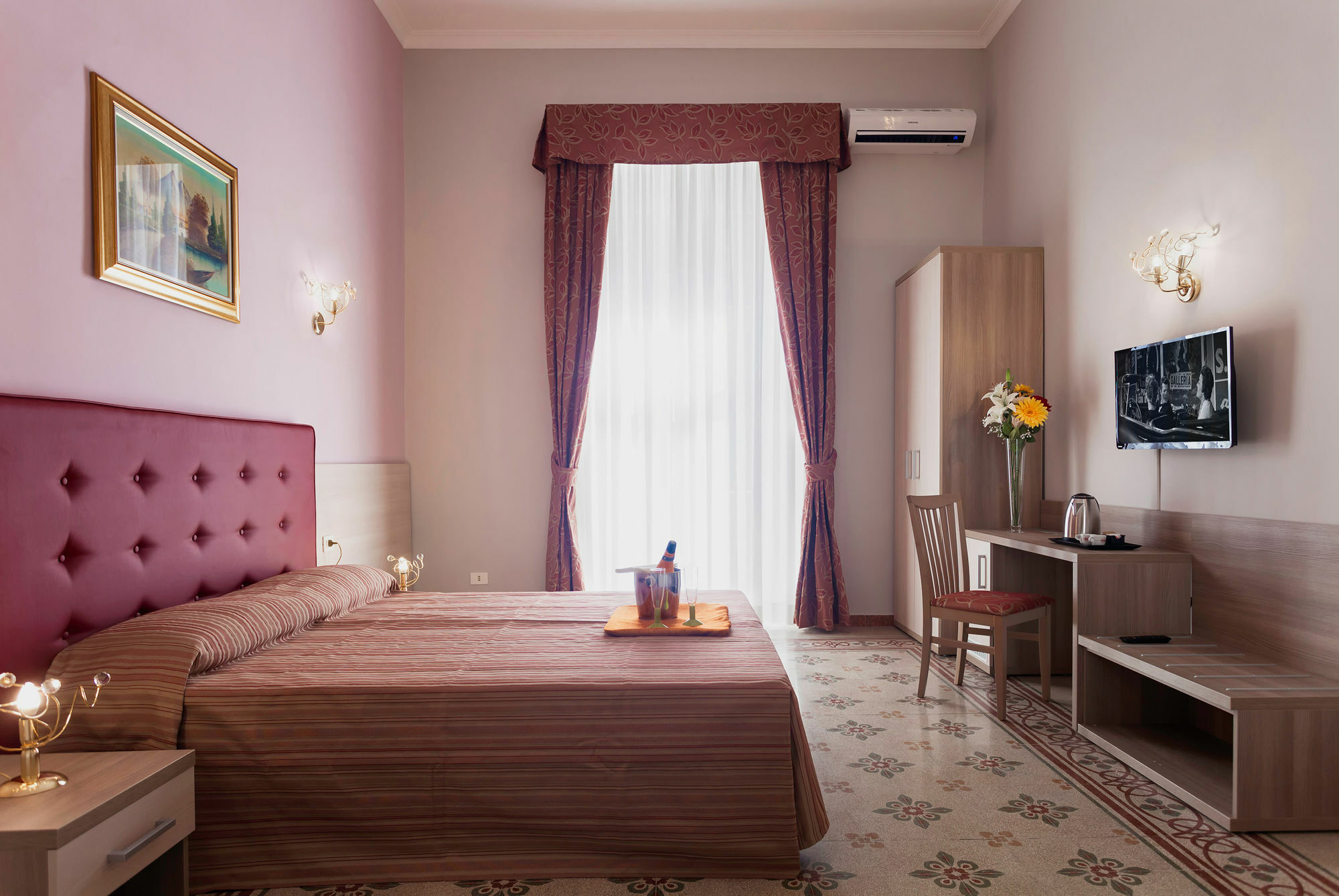 Domus Napoleone Rom